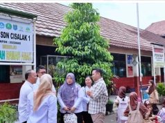 Muhammad Nur Hidayat Tinjau SDN Cisalak 1: Dorong Relokasi demi Keamanan dan Kenyamanan Belajar Siswa